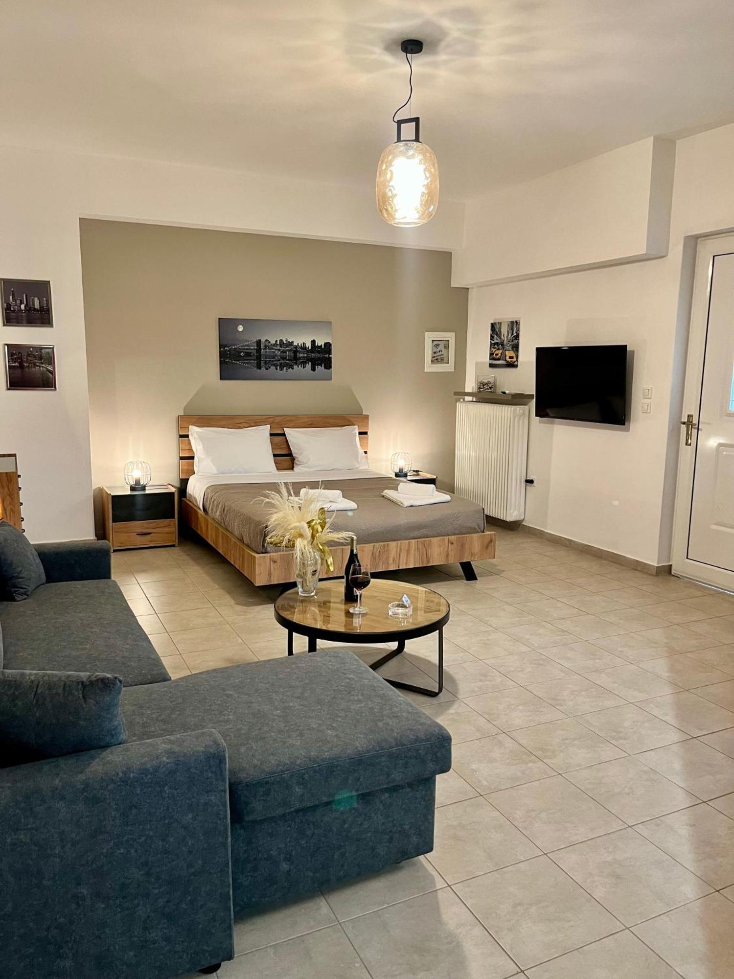 Lia'S Luxury Apartment - Near Airport Koropíon Buitenkant foto